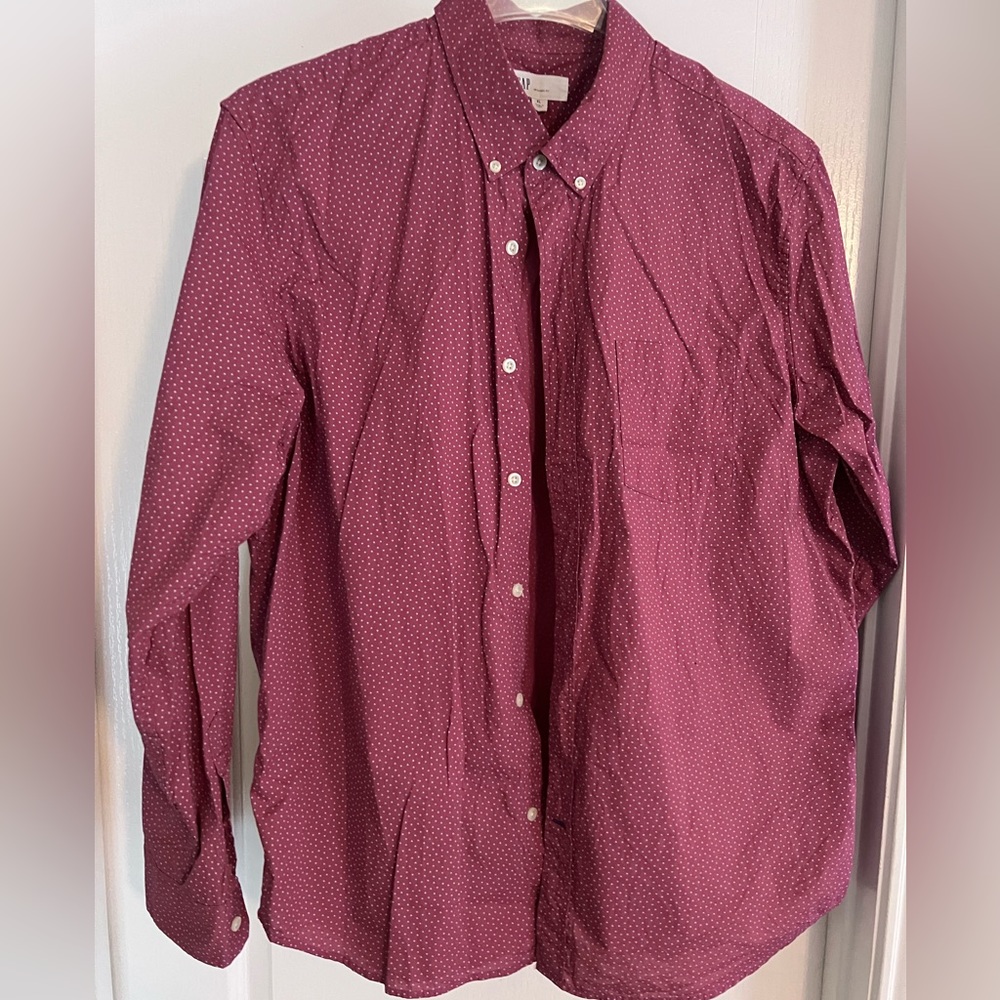 Gap untucked fit button down shirt size XL